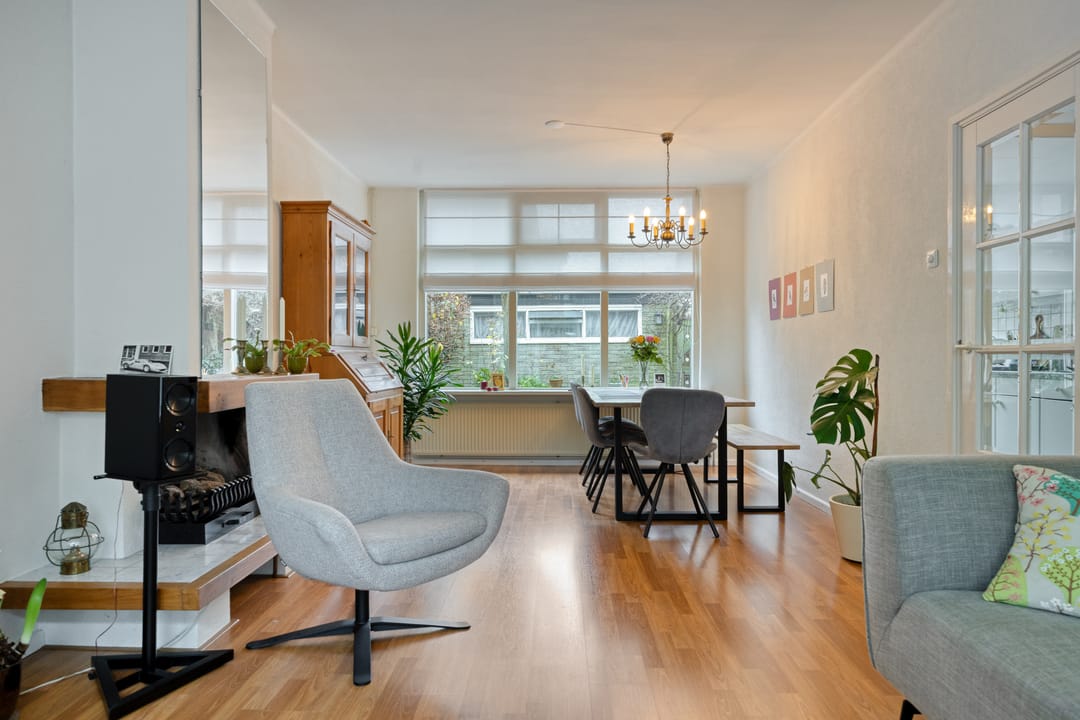 Photo 8 of Wilhelminastraat 112