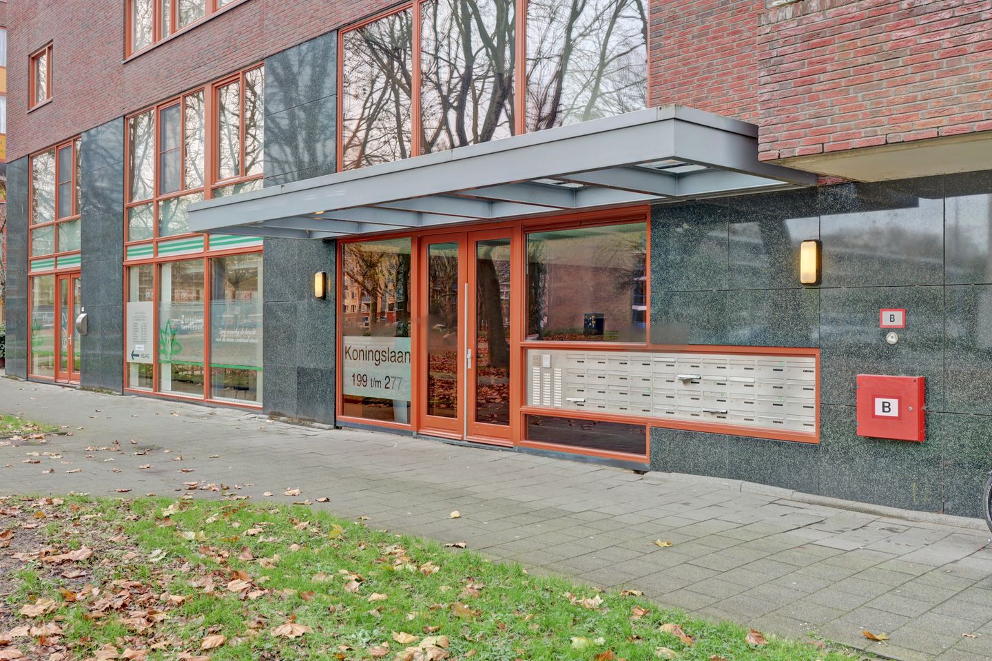 Photo 19 of Koningslaan 221