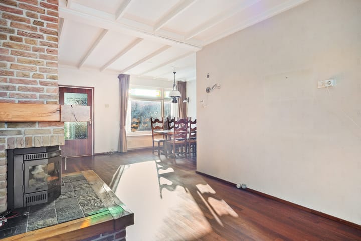 Photo 2 of Enschedesestraat 79