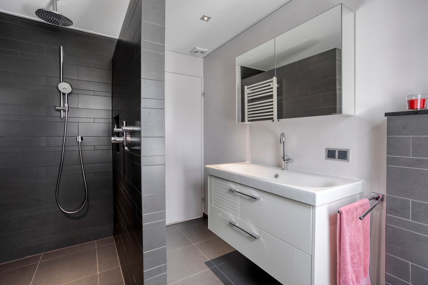 Foto 4 van Bredeweg 9