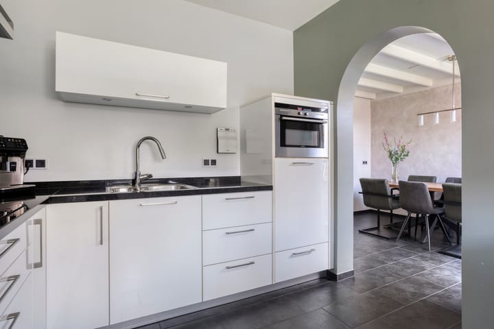 Photo 15 of Bredeweg 9