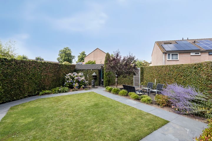 Photo 32 of Bredeweg 9