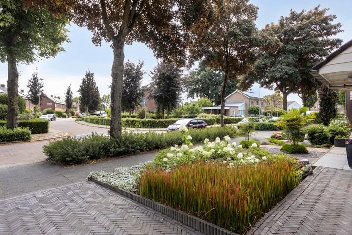 Photo 34 of Bredeweg 9