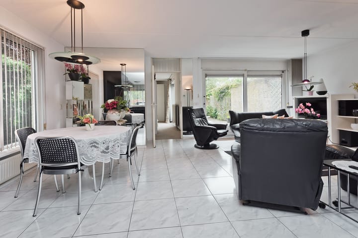 Photo 4 of Josephine van Gasterenlaan 48