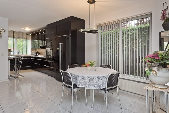 Photo 8 of Josephine van Gasterenlaan 48