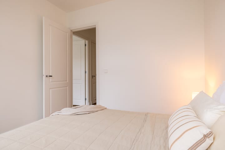 Photo 19 of Mathenesserweg 112-B