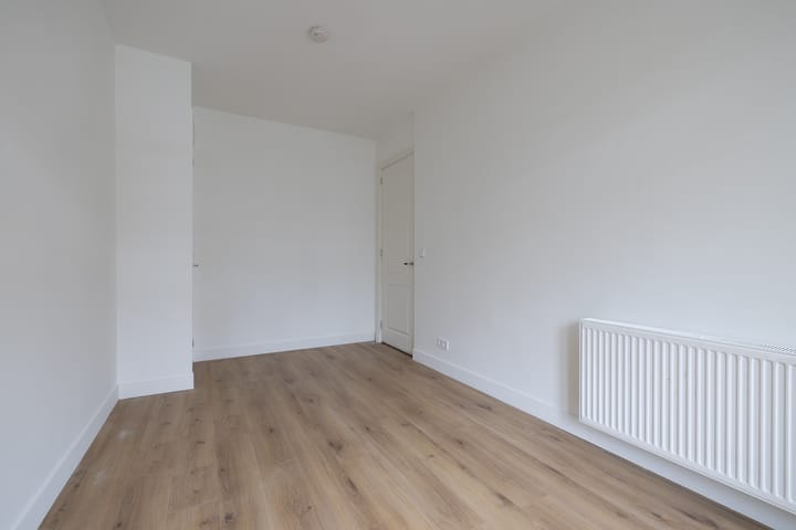 Photo 24 of Mathenesserweg 112-B