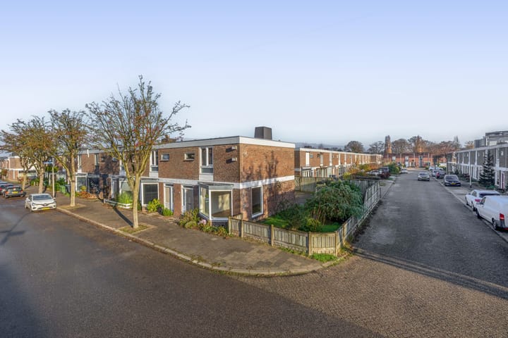 Foto 29 van van der Duyn van Maasdamstraat 62