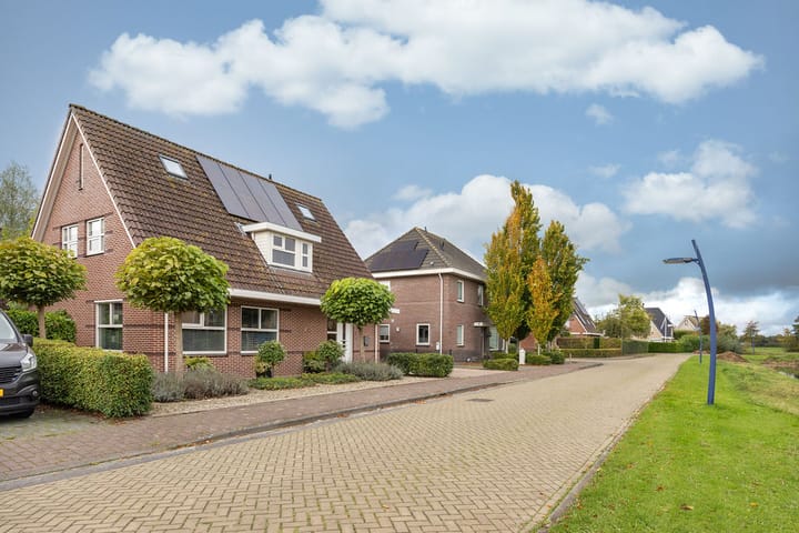 Photo 40 of Parkleane 9