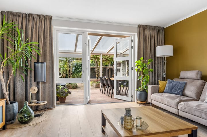 Photo 9 of Parkleane 9