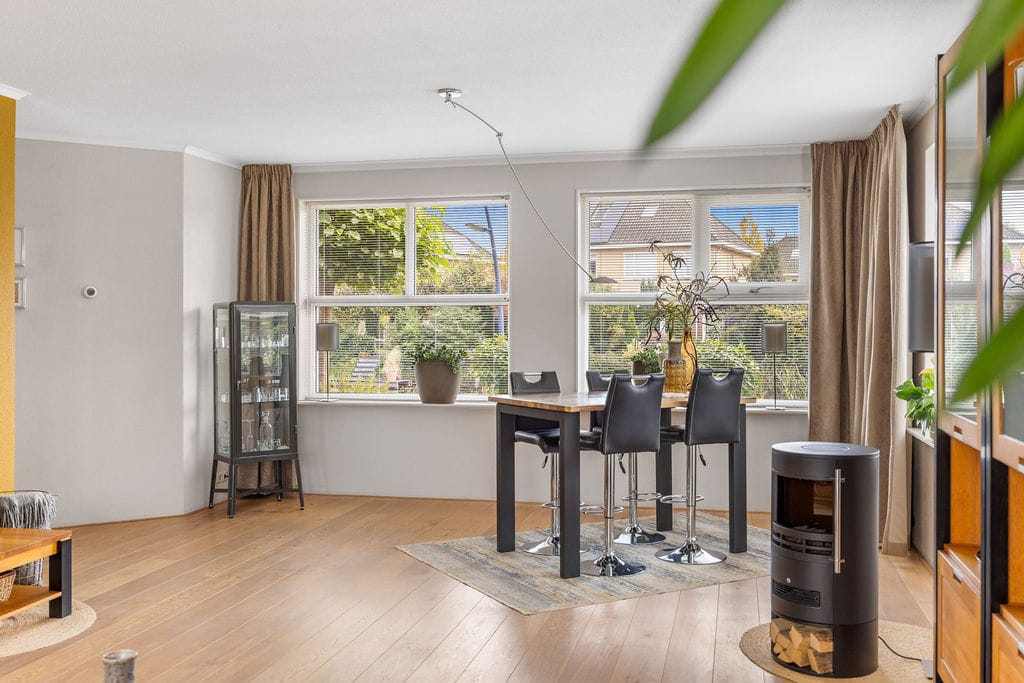 Photo 12 of Parkleane 9