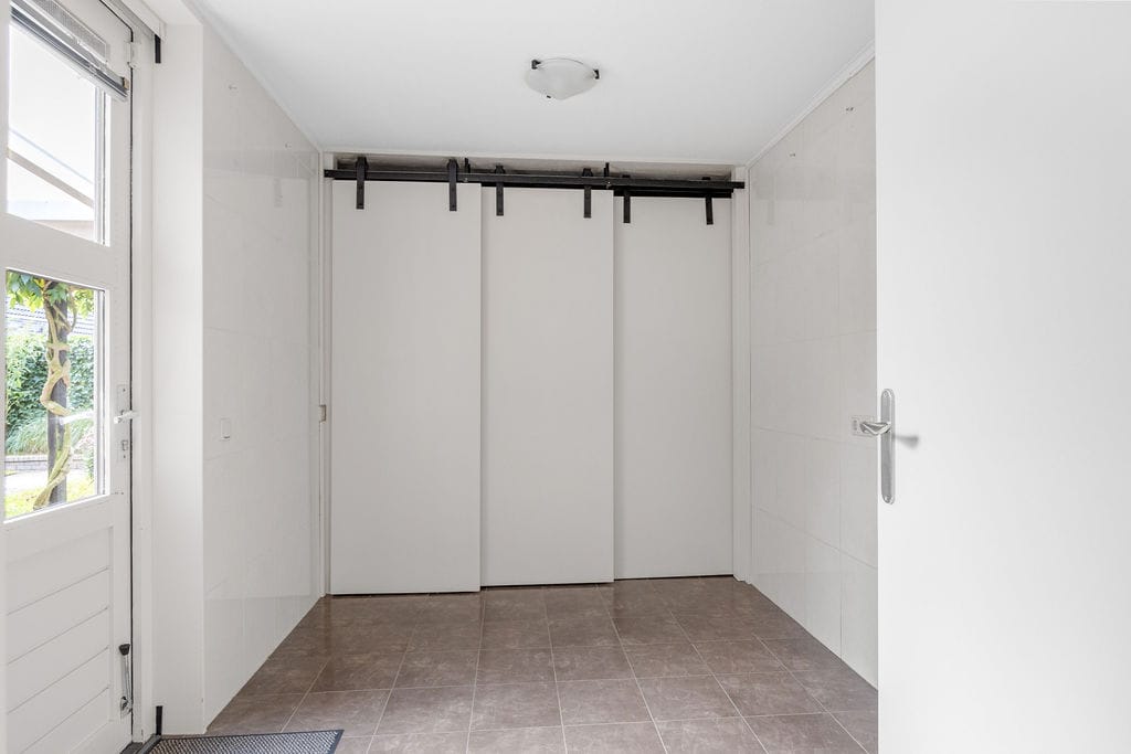 Photo 17 of Parkleane 9