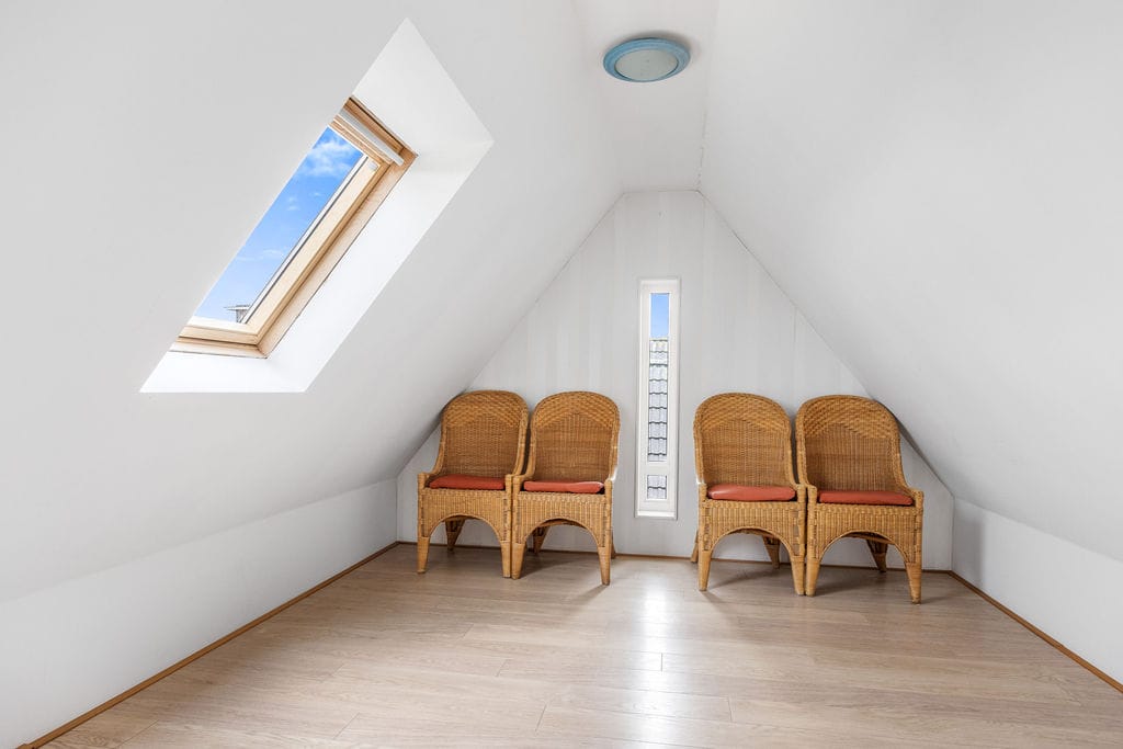 Photo 28 of Parkleane 9