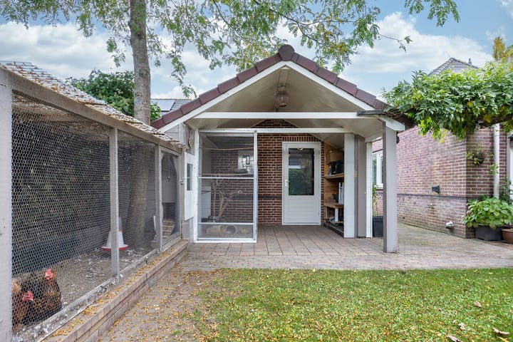 Photo 35 of Parkleane 9