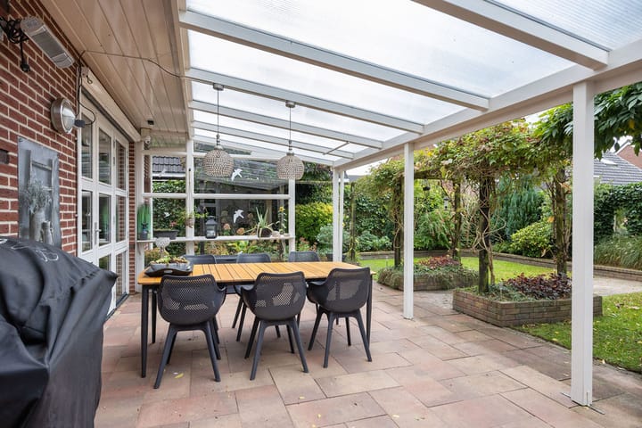 Photo 38 of Parkleane 9