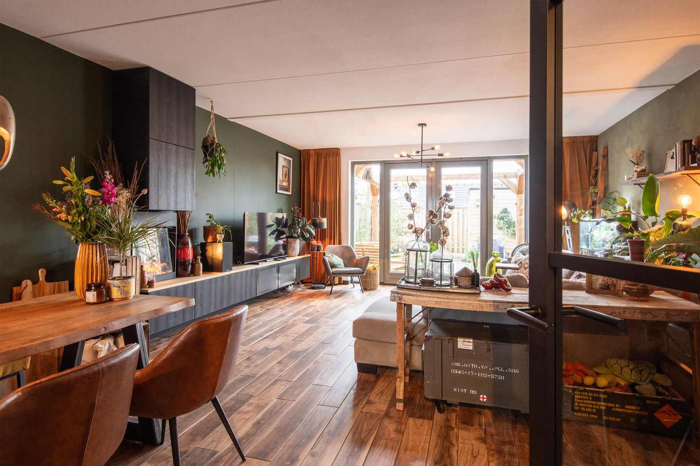 Photo 4 of Mennestraat 57