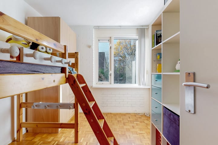 Photo 21 of Karveel 60