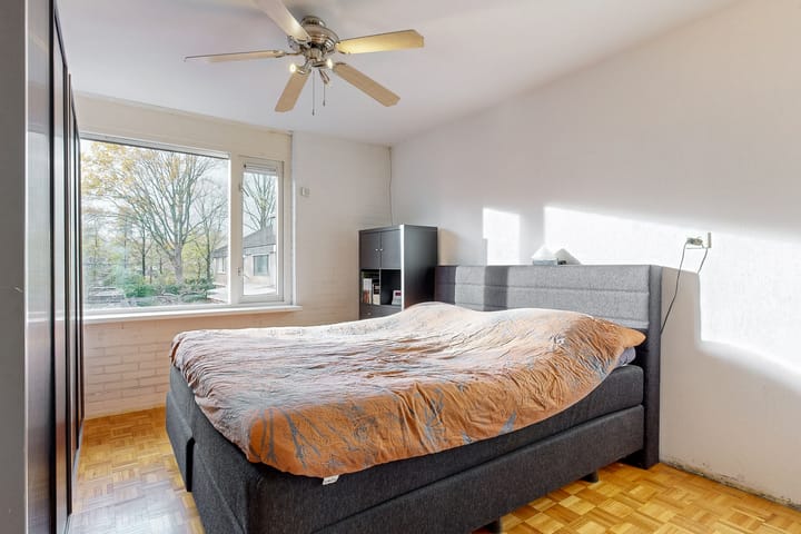 Photo 23 of Karveel 60