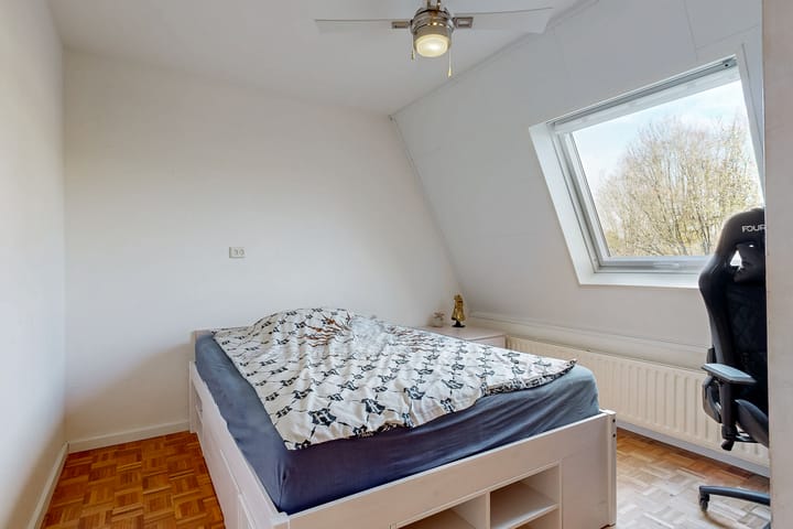 Photo 25 of Karveel 60