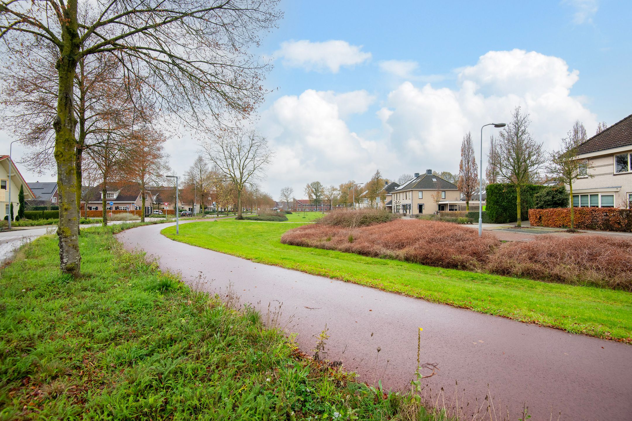 Photo 24 of Mennestraat 57