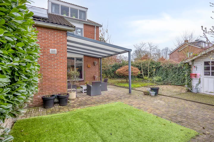 Foto 45 van Anna van Burenweg 8