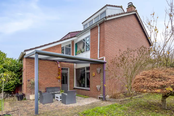 Foto 42 van Anna van Burenweg 8