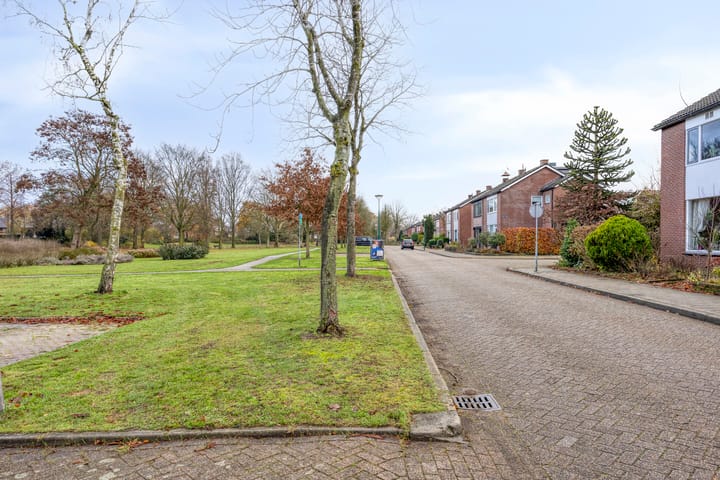 Foto 54 van Anna van Burenweg 8