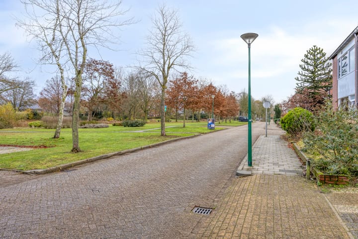 Foto 52 van Anna van Burenweg 8