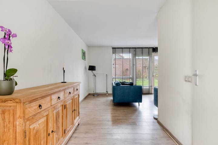 Foto 7 van van Postelstraat 32