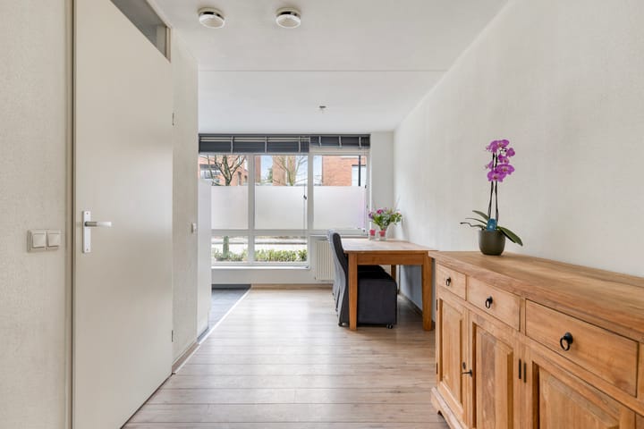 Foto 12 van van Postelstraat 32