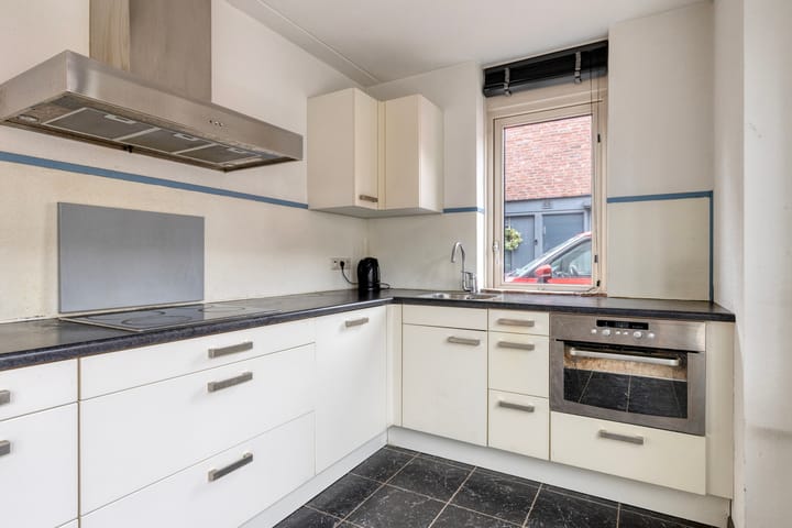 Foto 16 van van Postelstraat 32