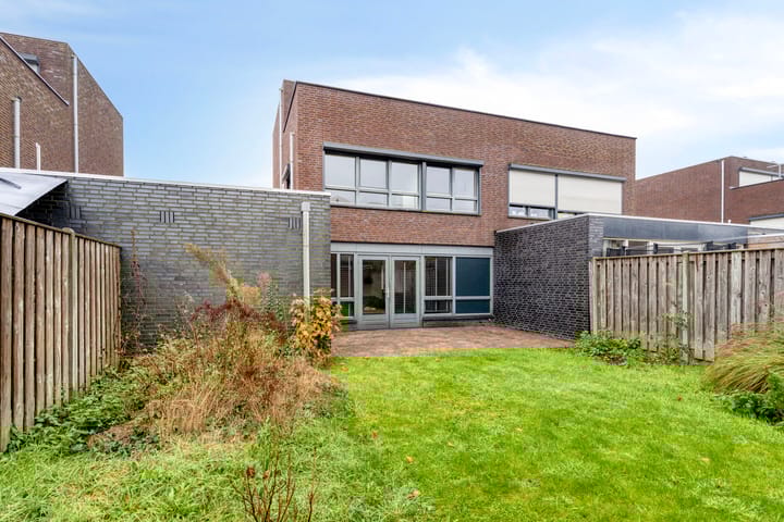 Foto 40 van van Postelstraat 32