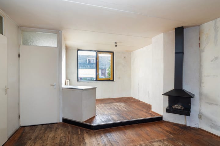 Photo 4 of De Pol 69