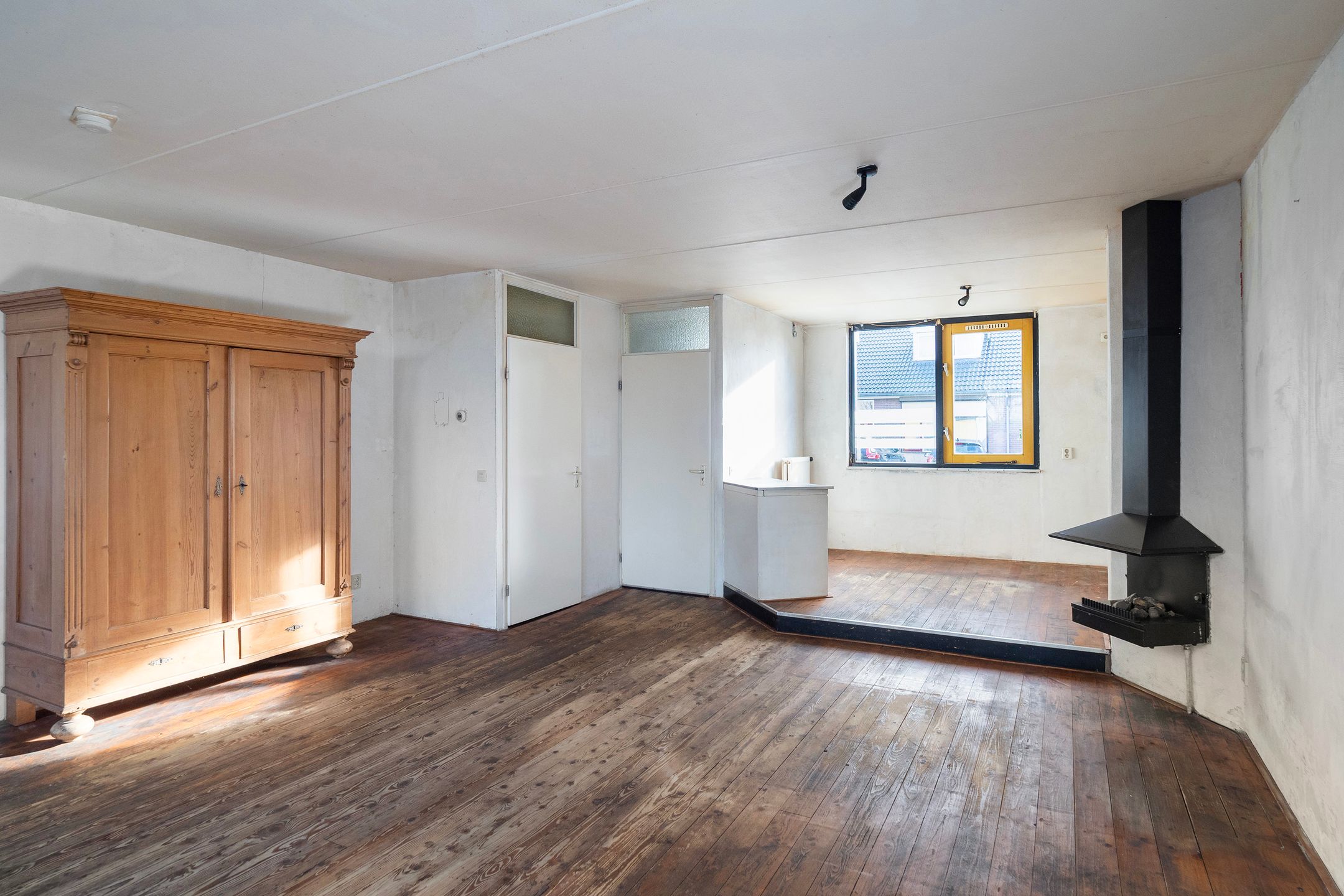 Photo 6 of De Pol 69