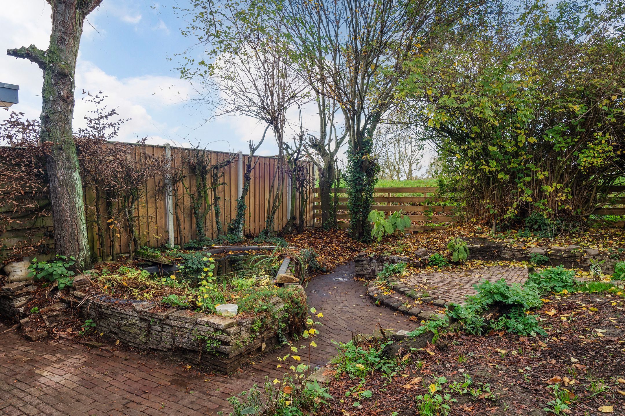 Photo 9 of De Pol 69