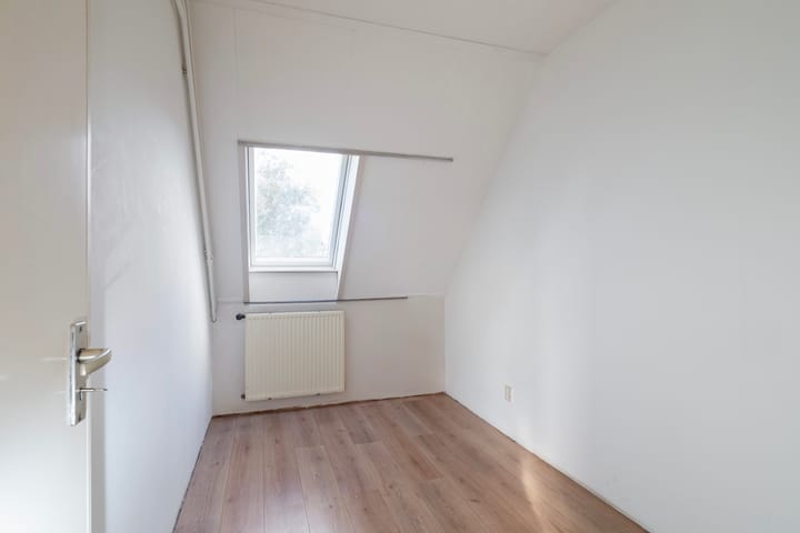 Photo 13 of De Pol 69