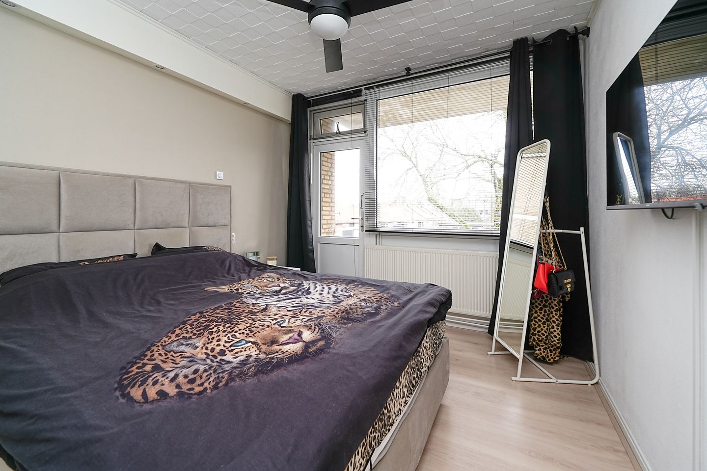 Foto 14 van Burgemeester Crezéestraat 81