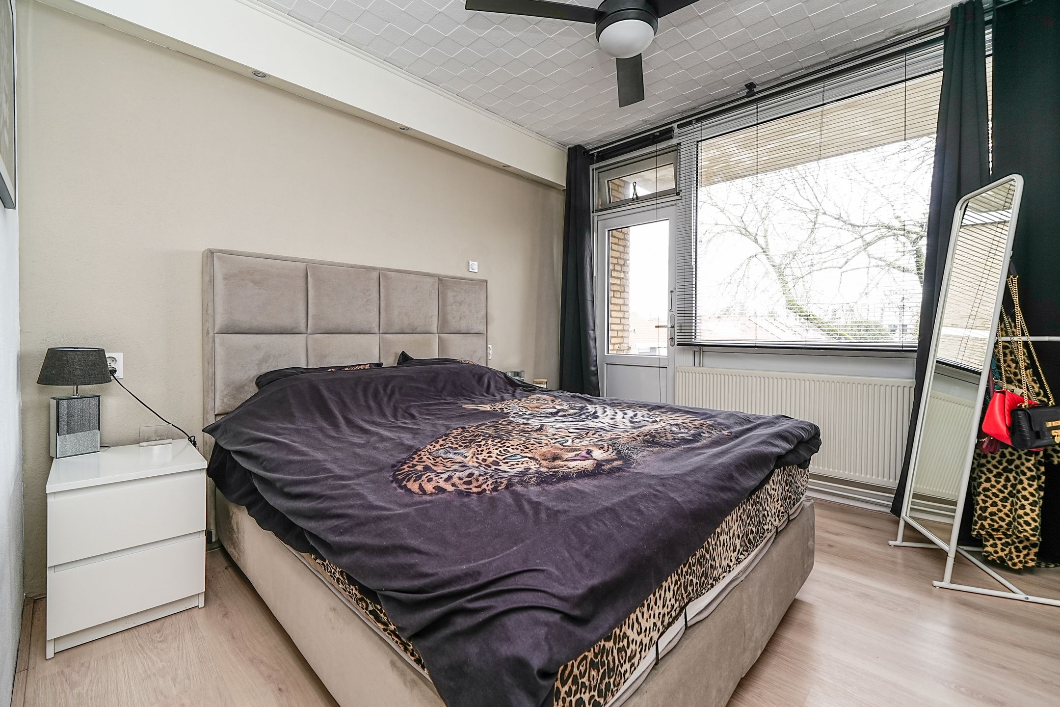 Foto 15 van Burgemeester Crezéestraat 81