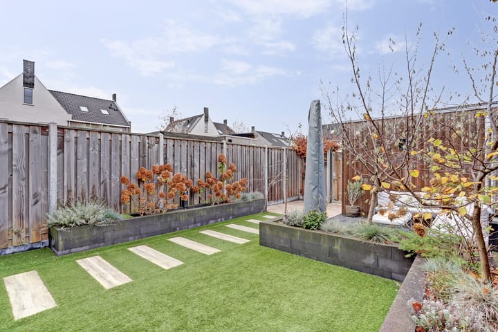 Foto 24 van Boommarter 8