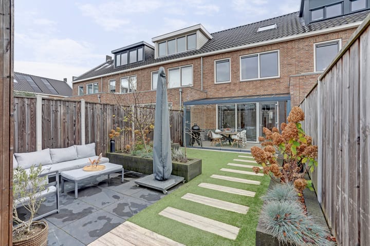 Foto 25 van Boommarter 8