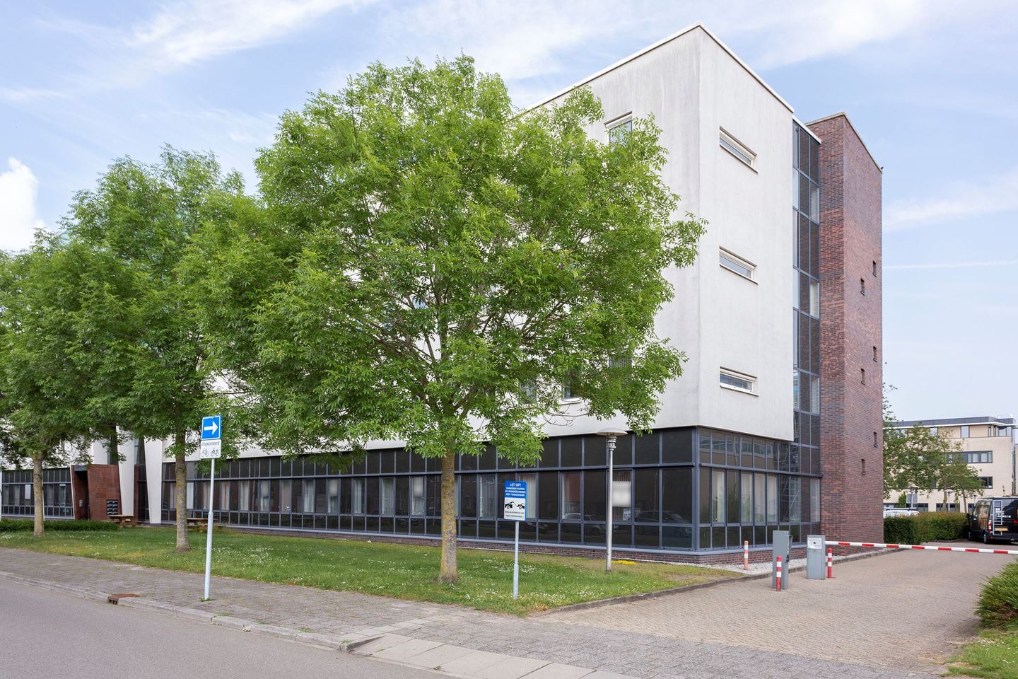 View photo 5 of Dokter Klinkertweg 21-27