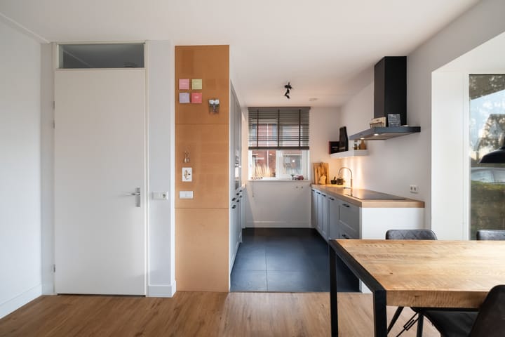 Photo 5 of Schoolstraat 44