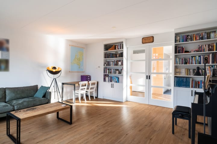 Photo 17 of Schoolstraat 44