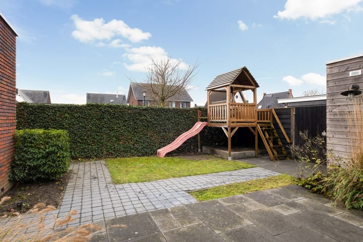 Photo 41 of Schoolstraat 44