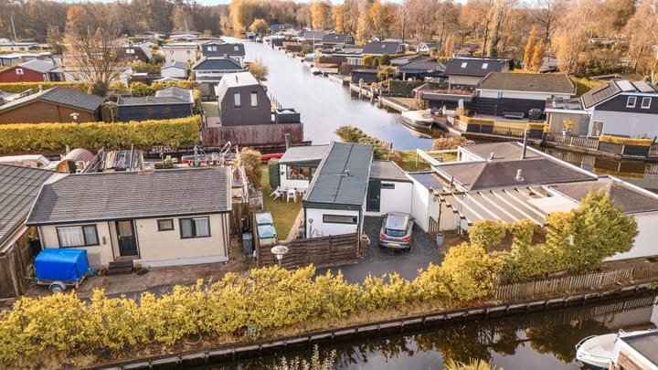 Foto 1 van Oud-Loosdrechtsedijk 113-CH6