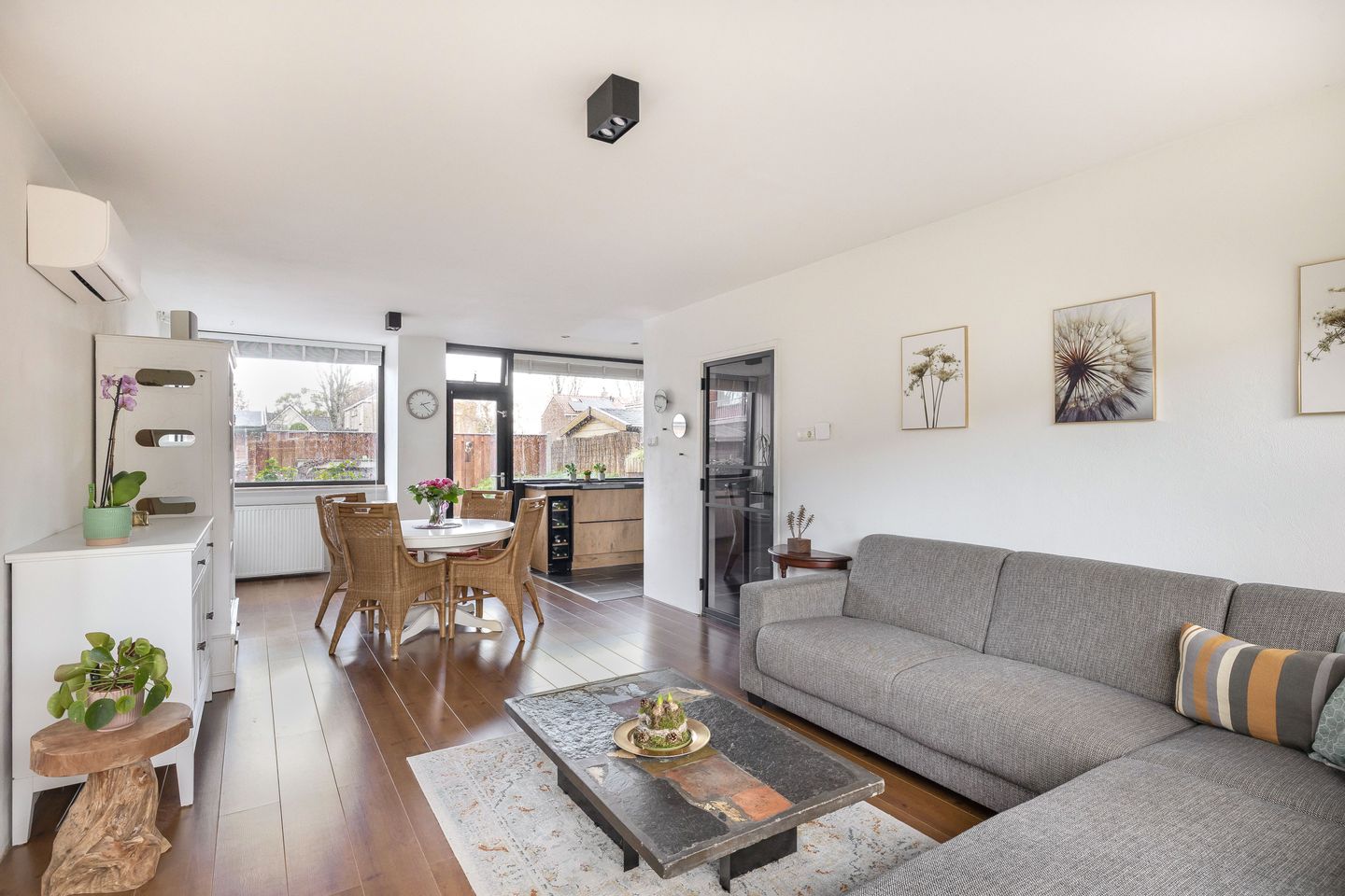 Photo 14 of van Alkemadelaan 44