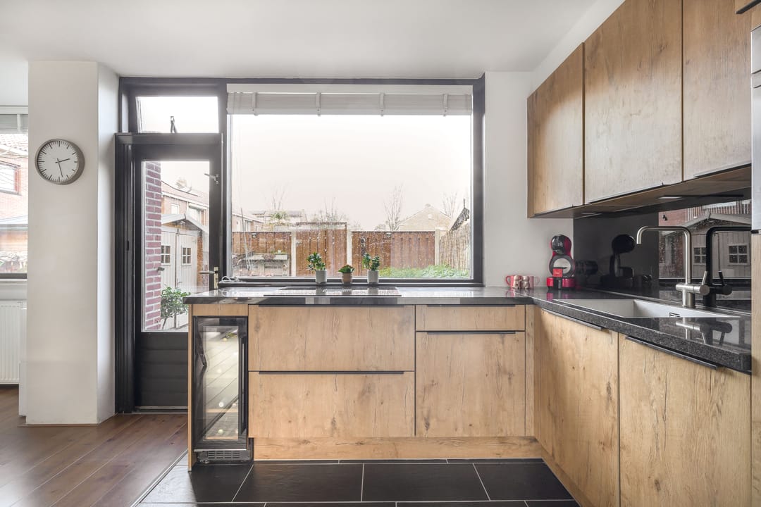 Photo 22 of van Alkemadelaan 44