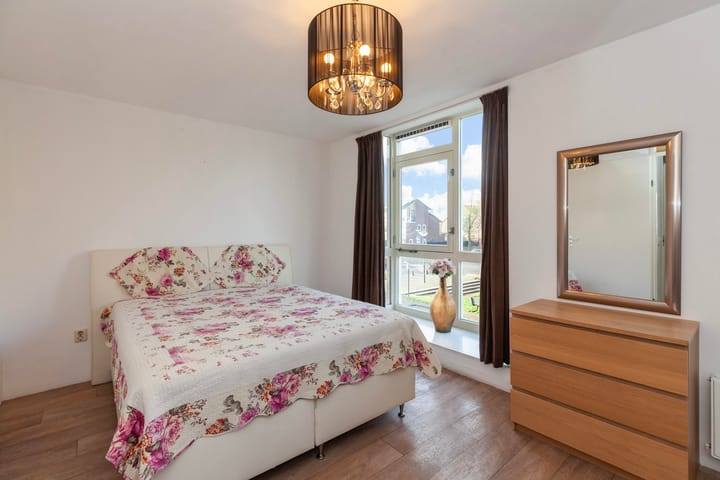 Foto 20 van Wim Sonneveldplein 22