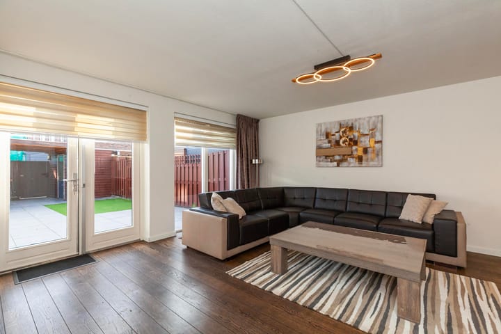 Foto 5 van Wim Sonneveldplein 22