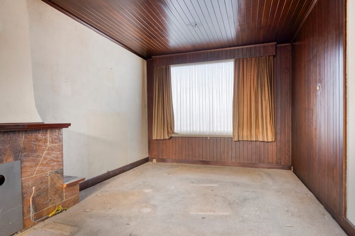 Photo 11 of Kwaadeindstraat 98